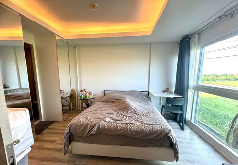 Double Lake Condo Phase 2 for sale in Muang Thong Thani.