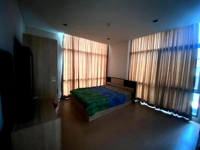 Condos for rent : Urgent Rent!! Great Price! Beautifully Decorated! The Room Charoenkrung 30