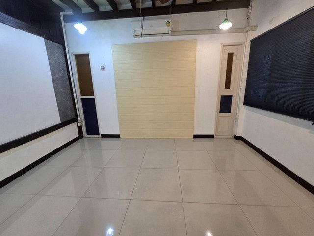 picture FOR RENT  HOUSE PROPERTY  35000 BAHT per MONTH - 4/8