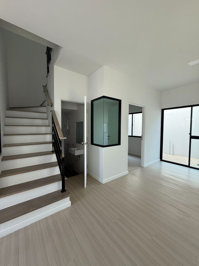 picture Townhome for Sale at Anasiri Ramkhamhaeng – Project by Sansiri - 2/10
