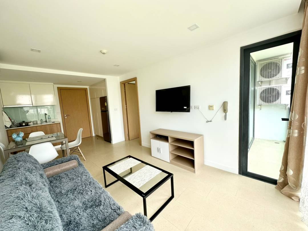 picture 1 Bedroom Condominium @ Aurora Pratumnak - 4/29