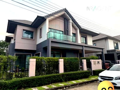 บ้านเดี่ยวให้เช่า : ให้เช่าบ้านเดี่ยว 2 ชั้น บางกอก บูเลอวาร์ด แจ้งวัฒนะ 2 4 ห้องนอน 3 ห้องน้ำ