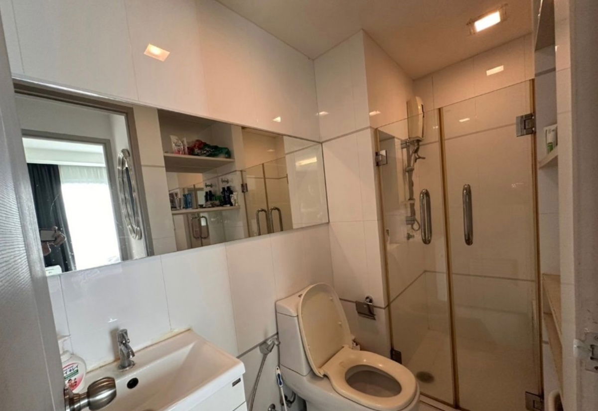 picture For rent: True Thonglor, beautiful, good location, ready to move in, near Dolki Mall. Interested? Add me on Line @841qqlnr - 4/9