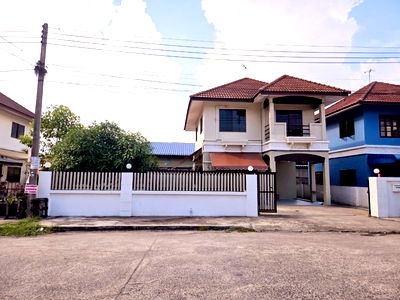 เช่าบ้านเดี่ยว ปทุมธานี : ขายถูกสุด!! 2.89 ล้าน เช่า 9,500/เดือน บ้านรีโนเวทใหม่ทั้งหลัง เพิ่งเสร็จ ม.พรธิสาร 8 อ.คลองหลวง 
