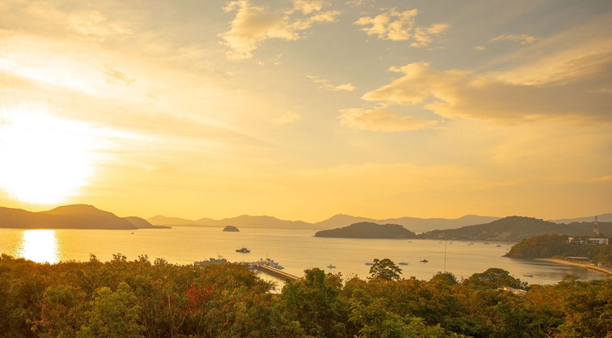รูป Ultra luxury sea view pool villa for sale in Panwa - รูปที่ 6/15