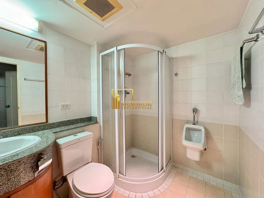 picture Navin Court | Charming 3 Bed Condo For Rent in Phloenchit - BR60510CD - 29/45
