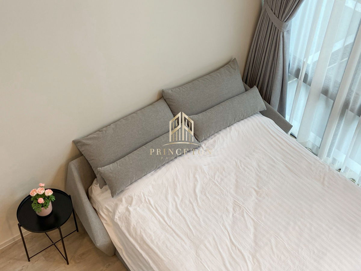 picture Luxury Home for Rent at VIVE Krungthep Kreetha Comes with a Private Swimming Pool - 30/48