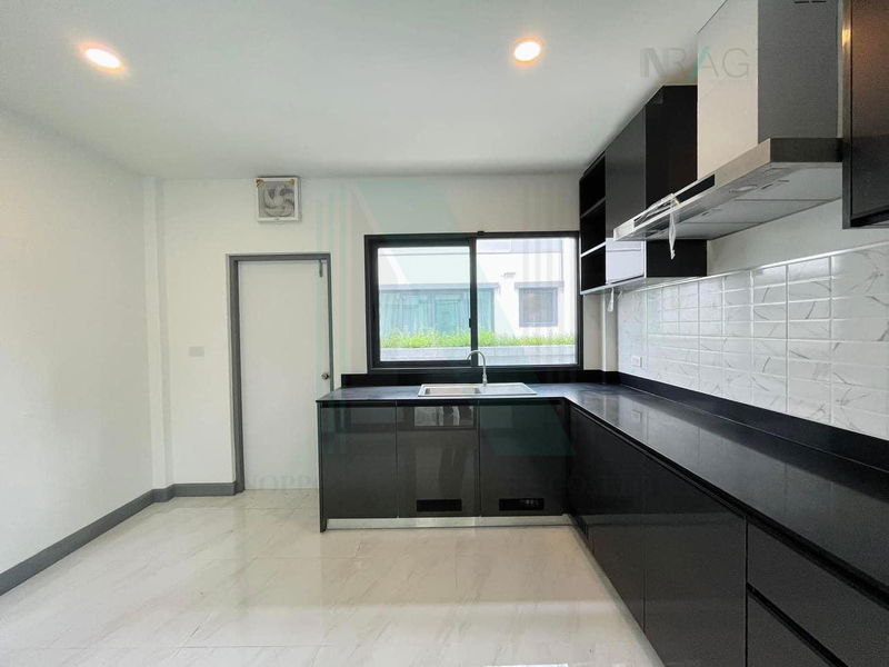 ขายบ้านเดี่ยว : 📌 ขายบ้านเดี่ยว 2 ชั้น โครงการ เดอะ ซิตี้ สุขุมวิท-อ่อนนุช 4 ห้องนอน 5 ห้องน้ำ