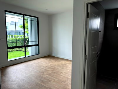 ขายบ้านเดี่ยว : 🚪แค่เปิดประตู…ก็หลงรัก ขายบ้านสุดหรู  ฟังก์ชันลงตัว