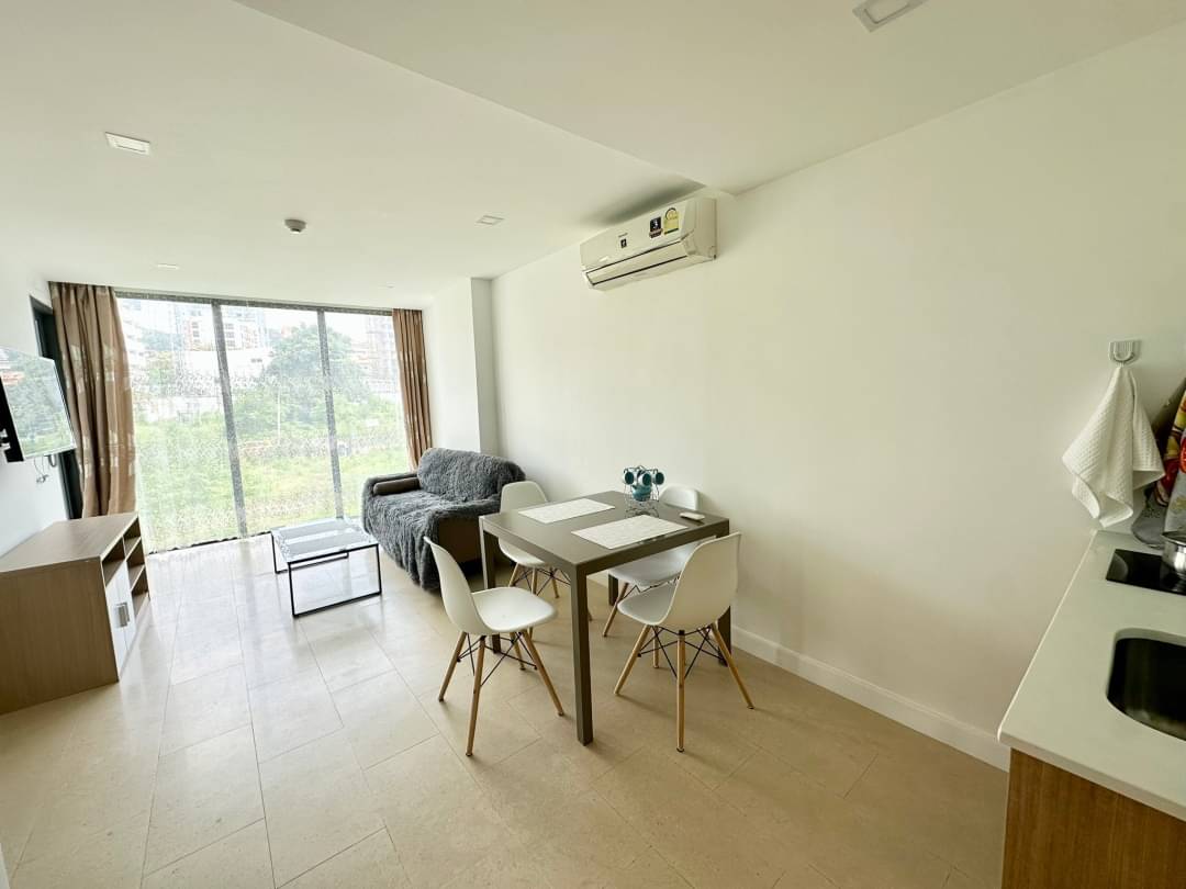 picture 1 Bedroom Condominium @ Aurora Pratumnak - 2/29
