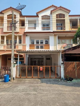 ให้เช่าทาวน์โฮม 3 ชั้น The Balcony Home อุดมสุข - ซ.เฉลิมพระเกียรติ ร.9 เฟอร์ฯครบ พร้อมเข้าอยู่ ใกล้ Mega Bangna