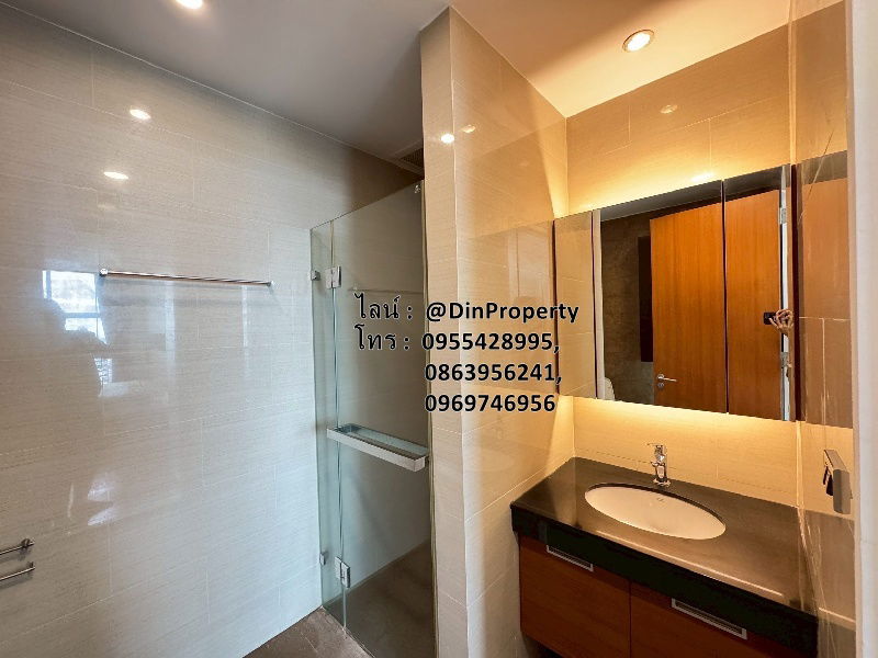 picture For Rent Chatrium Riverside ,2Bed  Condominium, Soi. Charoen Krung 70 ,near  Sherwberry International School),Bts Saphan taksin - 9/12