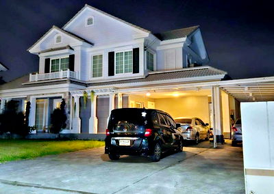 Houses for rent Khlong Bang Phran : Ekkachai96-104-Wongwaen 7-11 100m. MRT LakSong 5.9km. Luxury Mansion 2-story detached house for ren