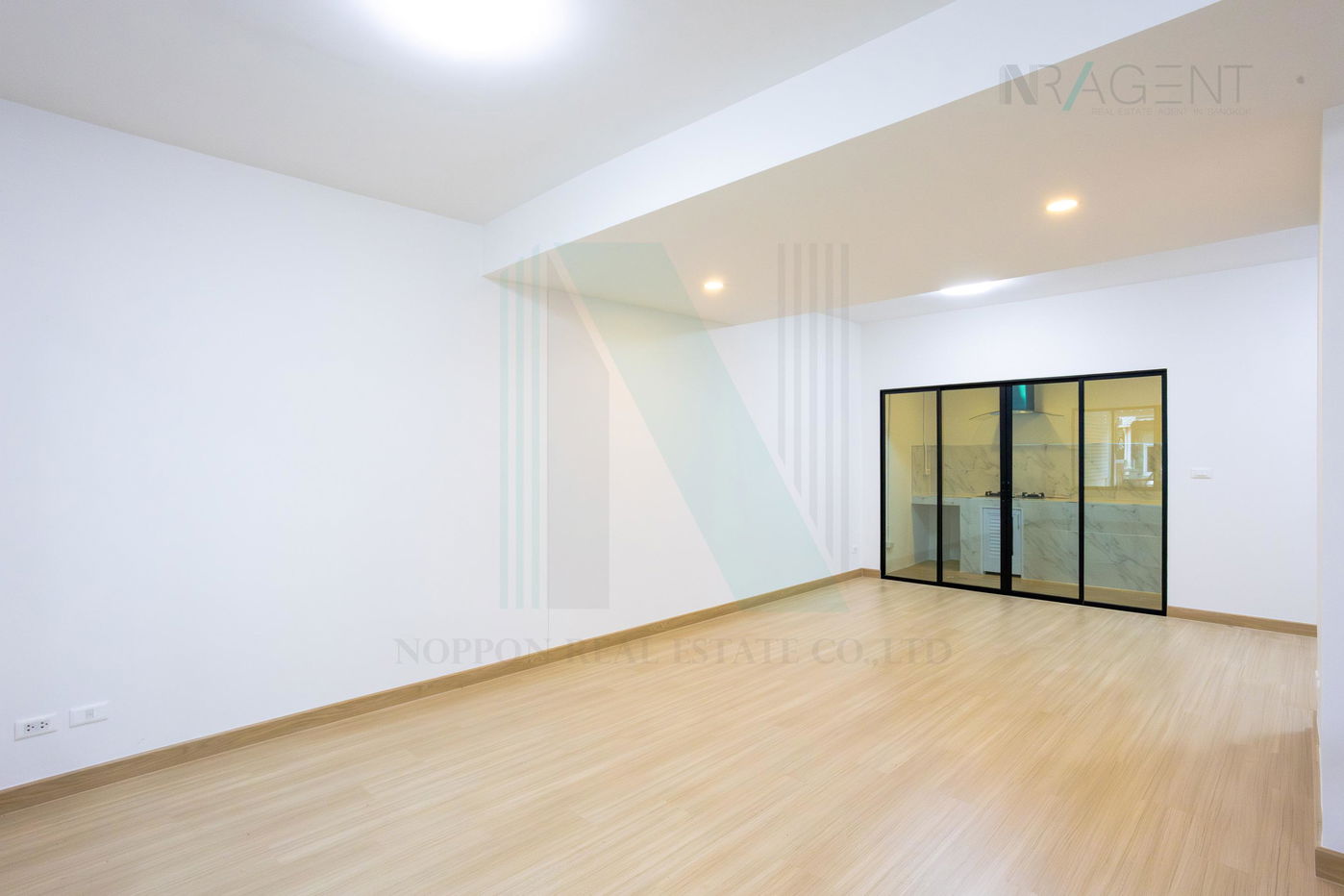 picture 📌 For Sell Town house THE CONNECT 27 SUANLUANG - ONNUT 2-story 3 bedroom 2 bathroom - 5/8