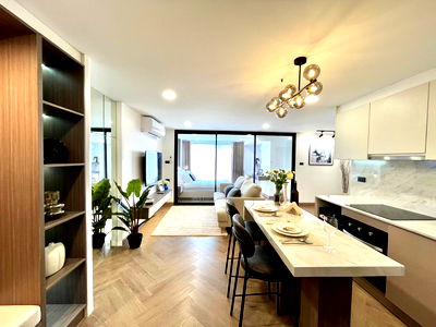 Condos for sale 700 Year Sports Arena Chiang Mai : Condo for sale, Sri Thana, near Nimman, Chiang Mai  bedrooms Tel 082-389-9314 Boo