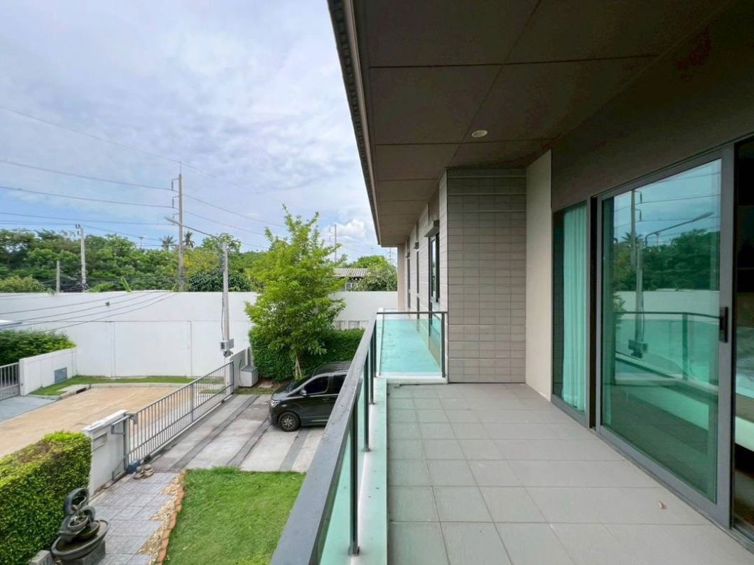 รูป ✨ บ้านเดี่ยวหลังใหญ่ แปลงมุม บรรยากาศสงบร่มรื่น | เศรษฐสิริ ปิ่นเกล้า – กาญจนาฯ  - รูปที่ 9/11