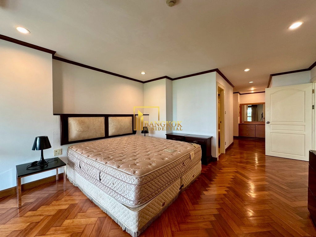 picture Navin Court | Bright and Airy 2 Bedroom Condo For Rent - BR60509CD - 16/38