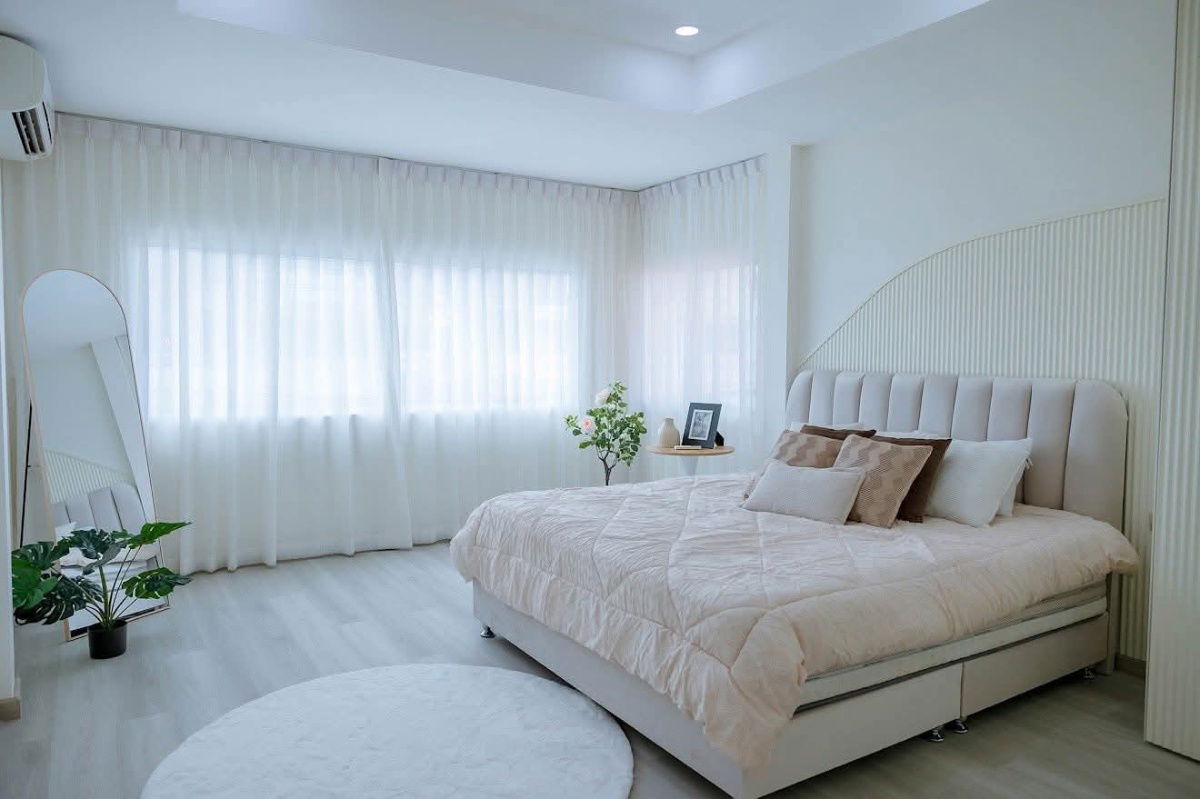 picture Pool Villa House near Sukhumvit, near the sea - 8/16