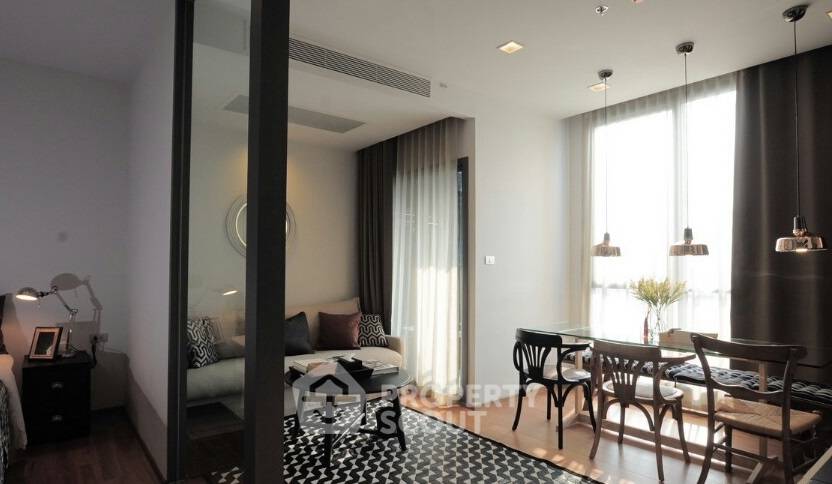 รูป คอนโด 1-ห้องนอน ที่ ไฮด์ สุขุมวิท 13 คอนโดมิเนี่ยม ใกล้ BTS นานา (ID 884858) - รูปที่ 1/6