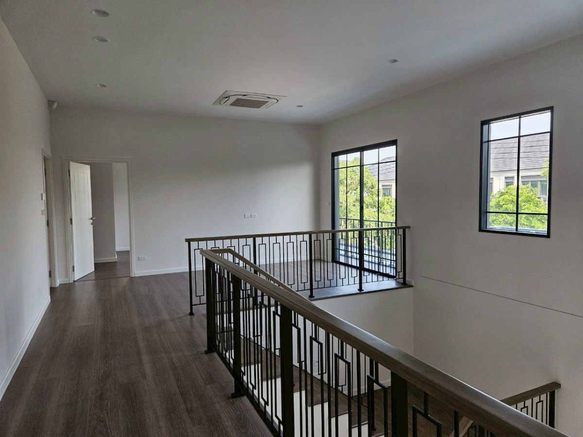 รูป บ้านหลังมุม พร้อมโอน! กู้ 100! 4 ห้องนอน 3ที่จอดรถ - รูปที่ 7/9