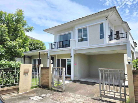 ให้เช่าบ้านเดี่ยว 2 ชั้น หมู่บ้านภัสสร เพรสทีจ รังสิต คลอง 2 ติดถนนใหญ่