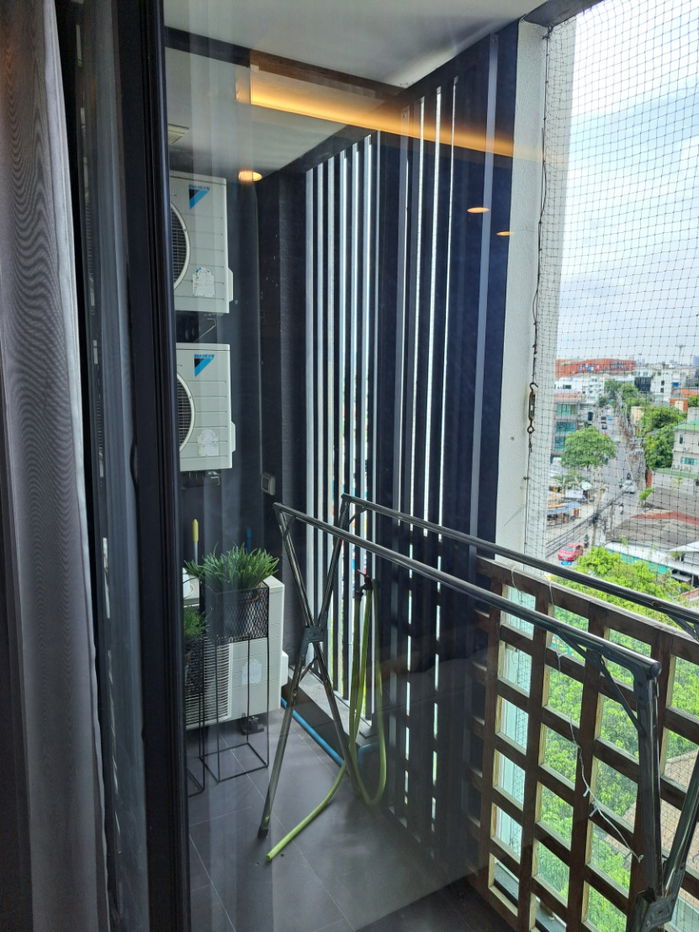 รูป ให้เช่า Unique เอกมัย รามอินทรา (Low Rise) ห้องสวย ตกแต่งพร้อมอยู่จริงๆ แถมมี lift ส่วนตัวด้วย (P345)  - รูปที่ 18/19