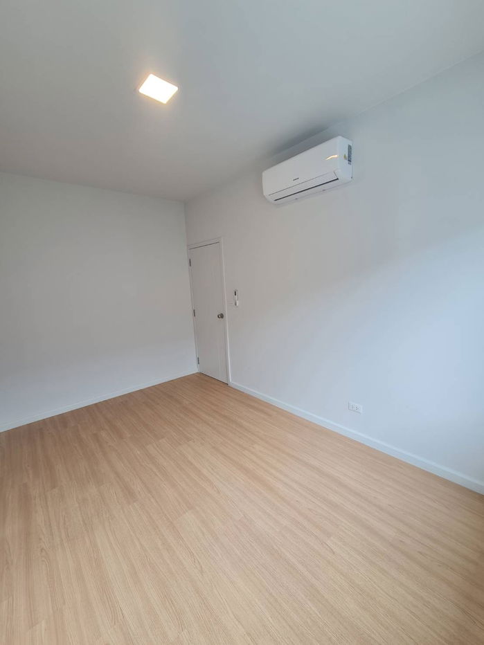 รูป Amstel หลังสุดท้าย! Master Bedroom เพดานสูง 3.7 ม. ใกล้ดอนเมือง-ม.รังสิต พิเศษ 4.99 ลบ. - รูปที่ 7/10