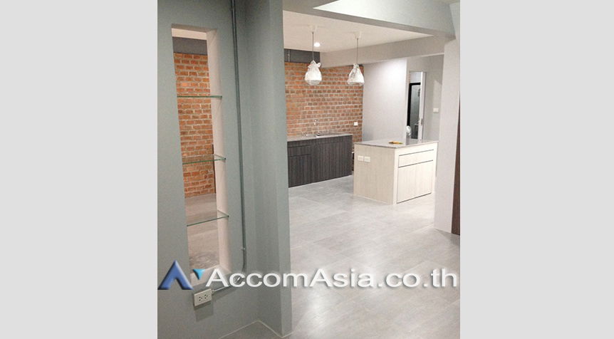 รูป 🔼🔽 AccomA 📩 Pet friendly 3 BR Townhouse in Khlong Ton Nuea (AA27774) - รูปที่ 5/16