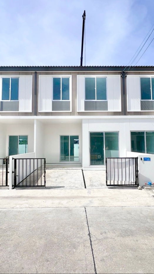 รูป ให้เช่าบ้านพฤกษา บางนา-ศรีวารี ติดถนนใหญ่ศรีวารี - รูปที่ 1/5