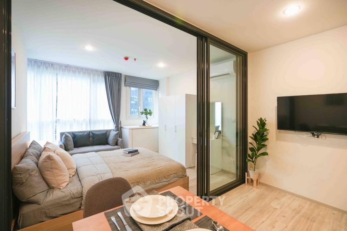 picture 1-BR Condo at XT Huaikhwang near MRT Huai Khwang (ID 2165022) - 5/9