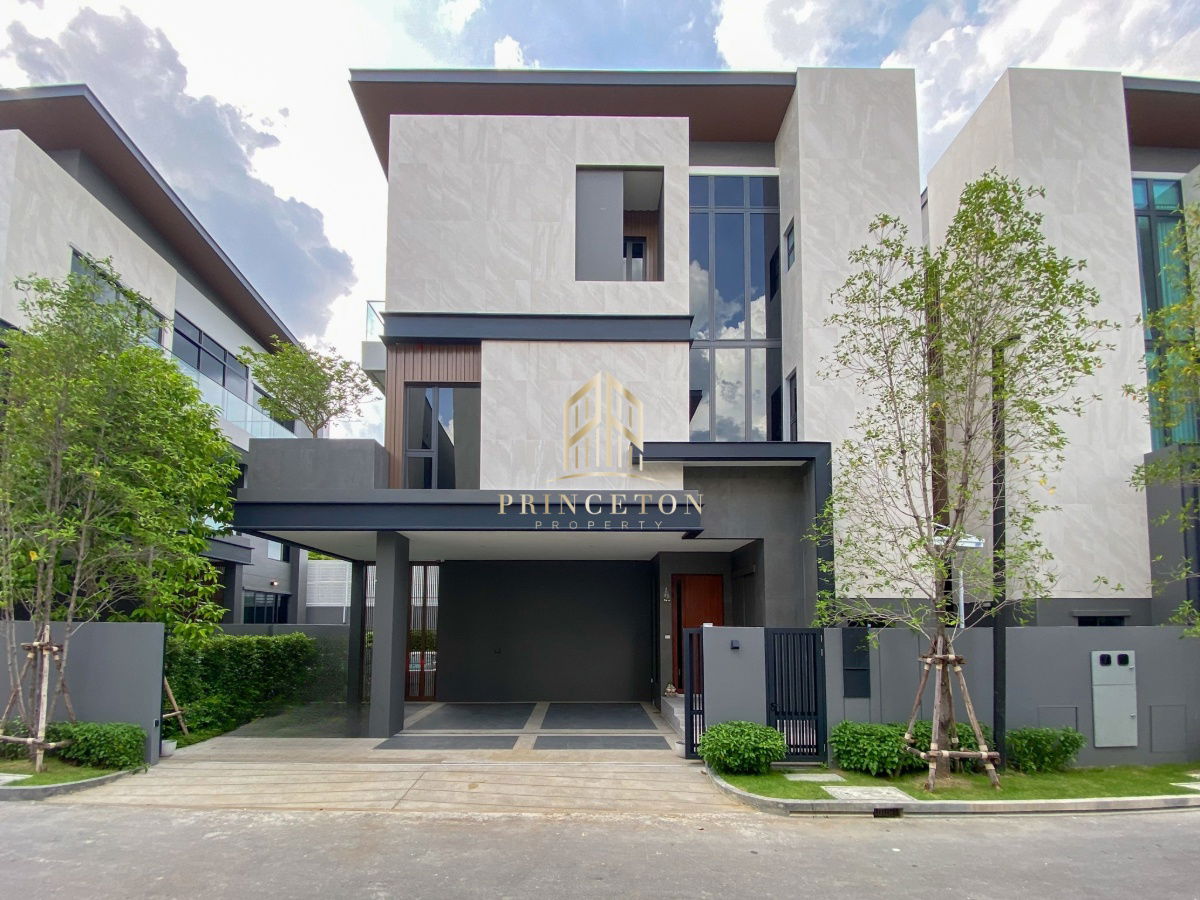 รูป ดิ ออเนอร์ โยธินพัฒนา บ้านเดี่ยวสไตล์ Private Pool Villa 3 ชั้น ระดับ Super Luxury - รูปที่ 2/41