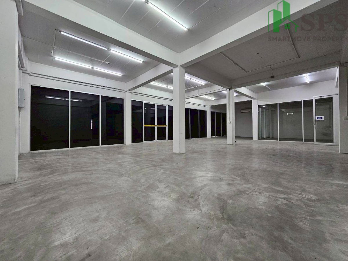 picture Newly renovated Commercial Buildings for Rent – 2 Units (SPSP620) - 6/20