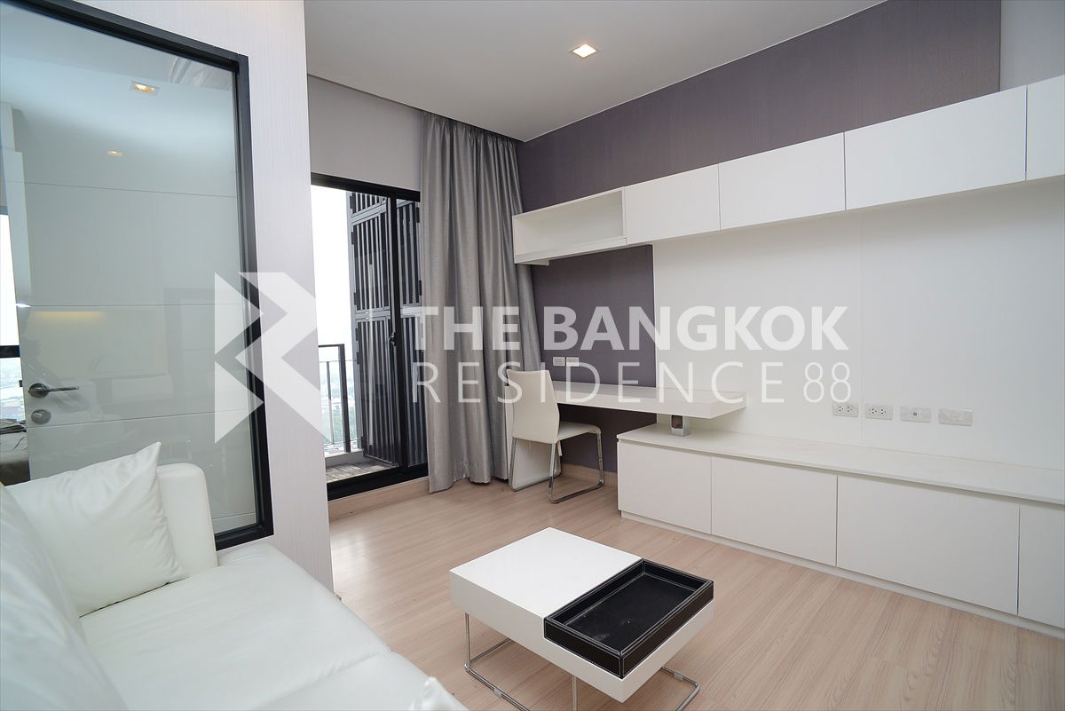 picture Urbano Absolute Sathon-Taksin ✨ Prime location, great value ⚡ Near BTS Krung Thonburi - 1/7