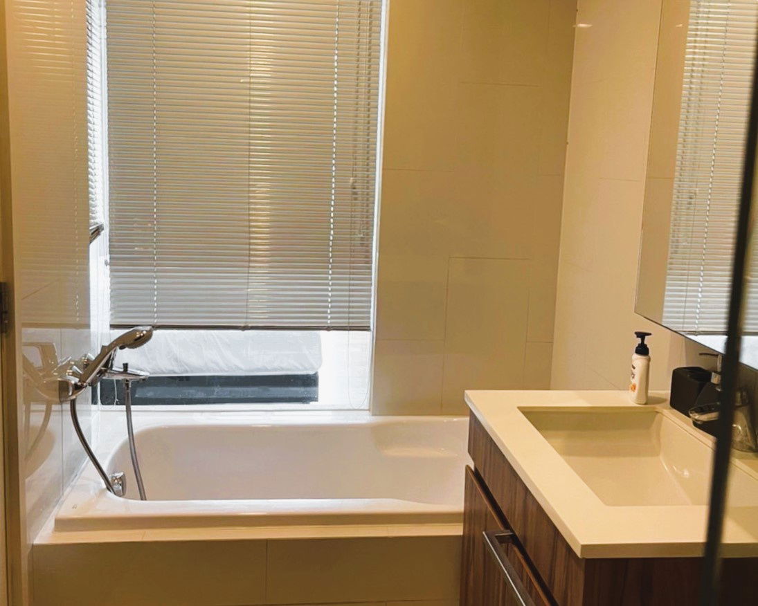 รูป ให้เช่า 1 ห้องนอน ห้องใหญ่ ระเบียงกว้าง วิวสวน ร่มรื่น ที่ Via 31 เพียง 30,000 บาท - รูปที่ 6/11