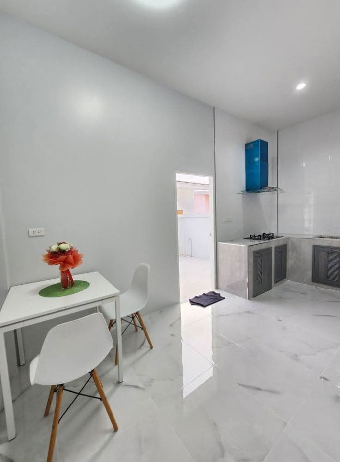รูป 🏡บ้านทาวน์โฮมเกรดพรีเมี่ยม✨️ 
🧳ลากกระป๋า พร้อมอยู่ได้เลย - รูปที่ 6/10