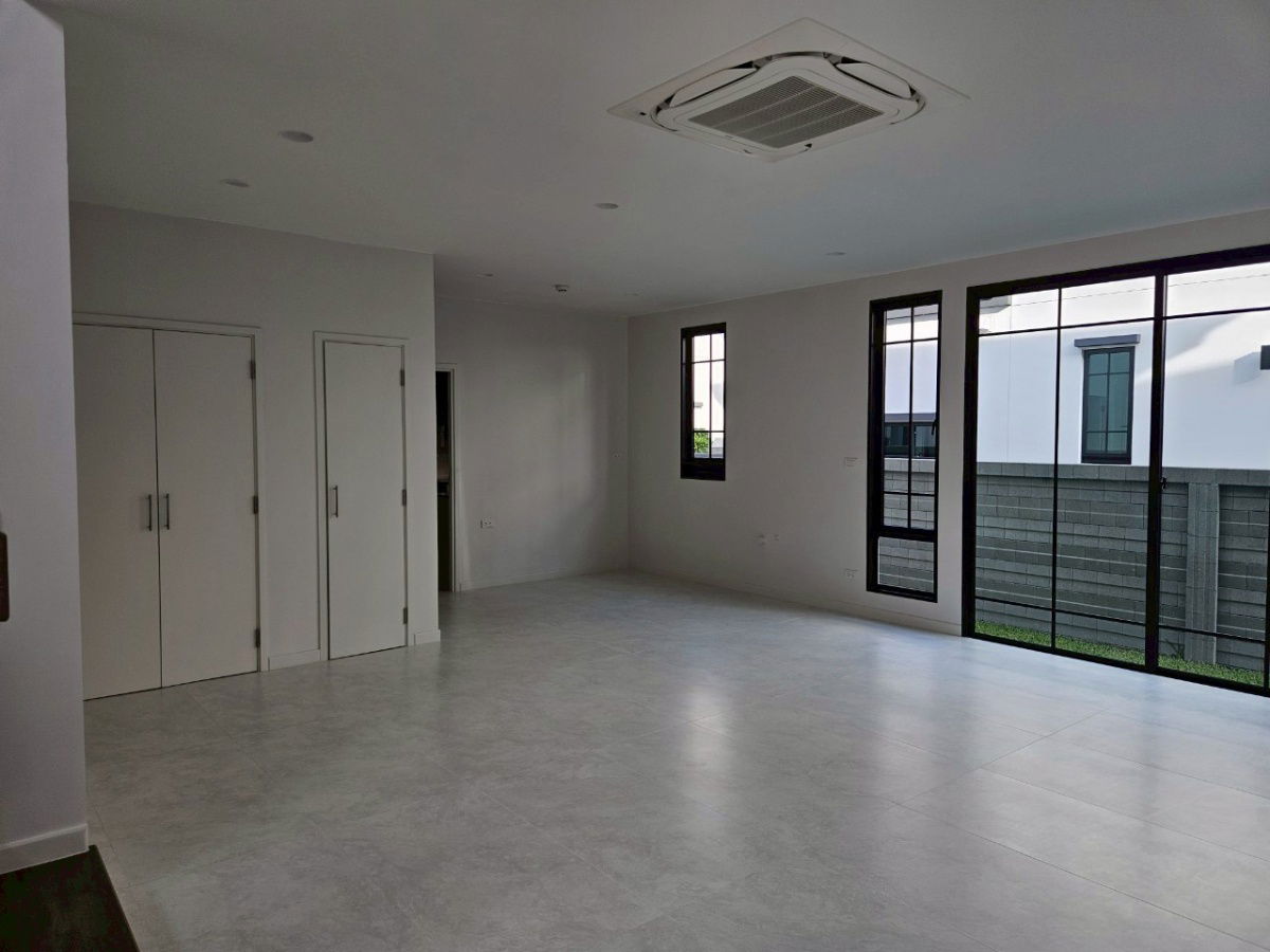 รูป บ้านเดี่ยว เลขมงคล 9/29 4ห้องนอน ติดถนนใหญ่ พร้อมโอน!  - รูปที่ 8/8