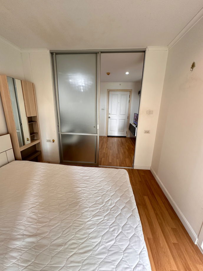 picture For rent Lumpini Place Ratchayothin - 8/12