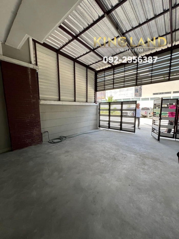 รูป 🏠#ให้เช่าทาวน์โฮมตกแต่งใหม่3ชั้น ย่านเลียบด่วนเอกมัย-รามอินทรา(ลาดพร้าว 71) เนื้อที่ 25 ตร.วา 3 ห้องนอน 4 ห้องน้ำสภาพบ้านใหม่ สวย พร้อมเข้าอยู่  - รูปที่ 2/15