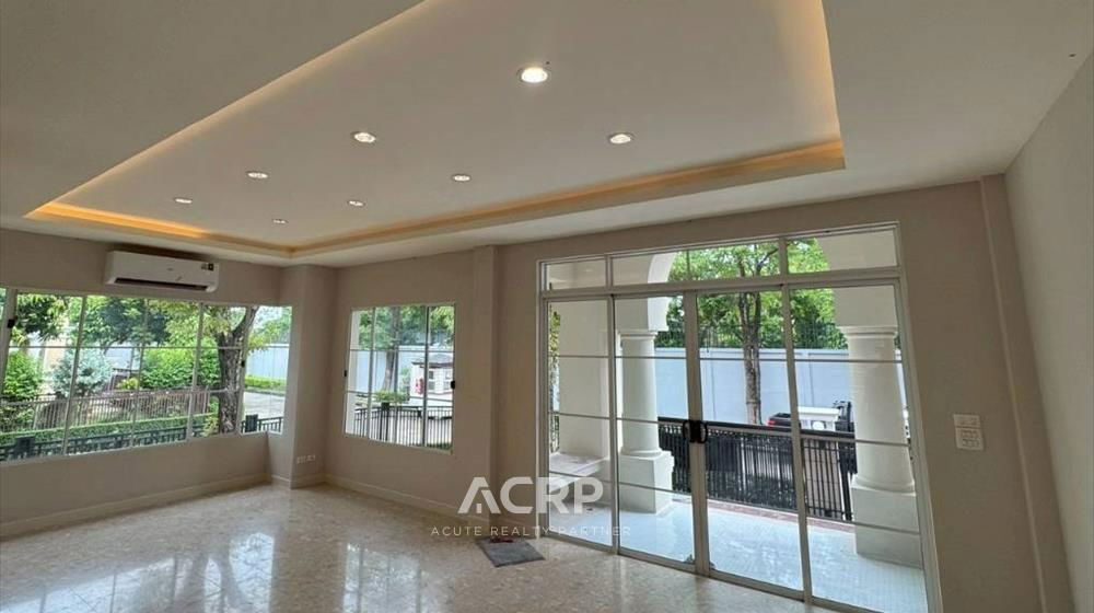 รูป ขายบ้านเดี่ยว 2 ชั้น รีโนเวทใหม่ทั้งหลัง นันทวัน สวนหลวง ร.9 ตกแต่งต่อเติม ใกล้ถนนเฉลิมพระเกียรติ - รูปที่ 2/8
