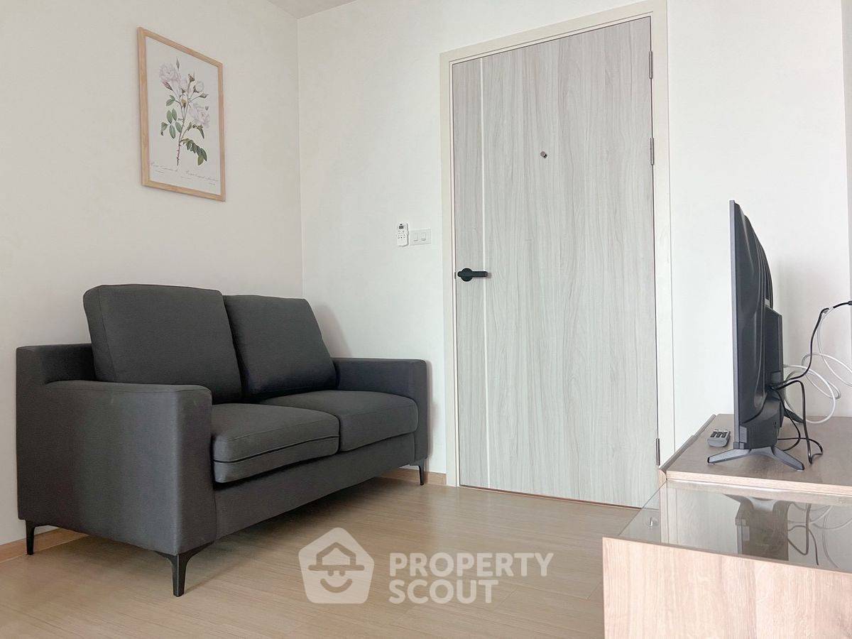 picture 1-BR Condo at Chewathai Hallmark Ladprao - Chokchai 4 in Lat Phrao (ID 2242625) - 2/9