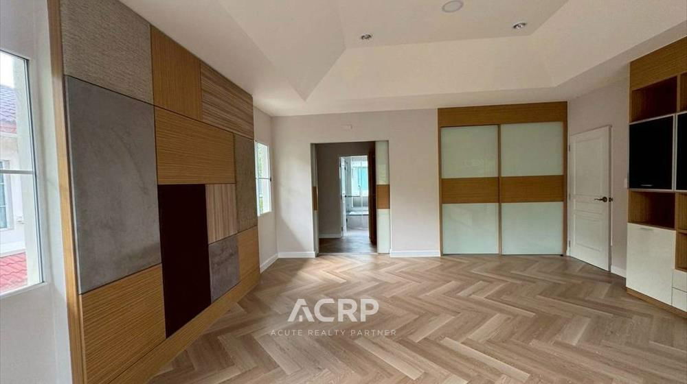 รูป ขายบ้านเดี่ยว 2 ชั้น รีโนเวทใหม่ทั้งหลัง นันทวัน สวนหลวง ร.9 ตกแต่งต่อเติม ใกล้ถนนเฉลิมพระเกียรติ - รูปที่ 4/8