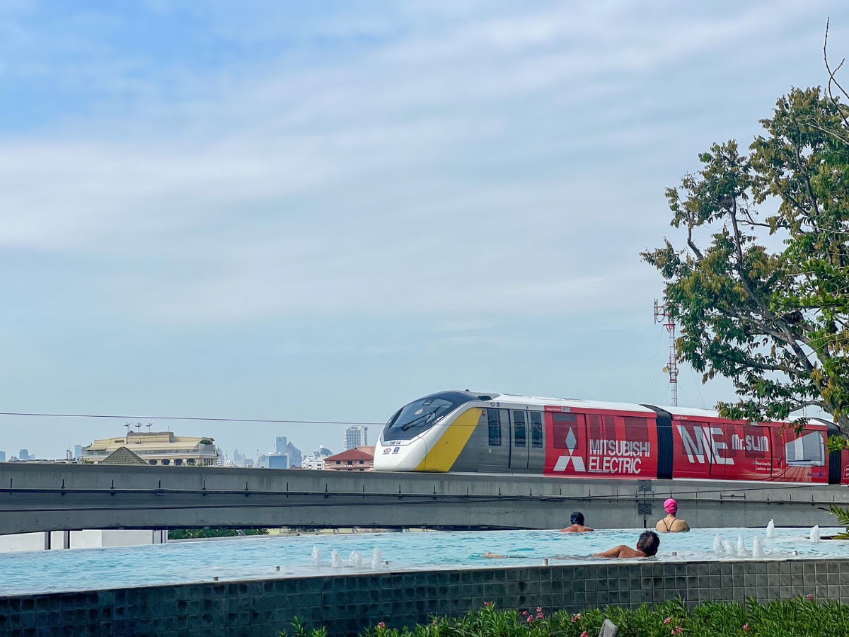 picture Only 200 meters from MRT Bang Kapi Condo for rent: The Origin Ladprao-Bang Kapi, fully functional with furniture & walk-in closet corner. - 12/18