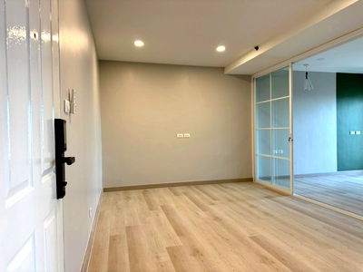 Condos for sale : Condo for Sale – Supalai Park Srinakarin  Near MRT Yellow Line – Sri Udom Station