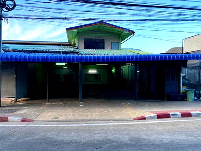 Houses for rent MRT Chok chai 4  : For Rent House and land, roadside, at the entrance of Sangkhom Songkhro Soi 26 Unit 172