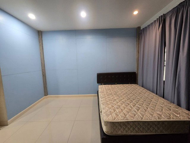 picture FOR RENT  HOUSE PROPERTY  35000 BAHT per MONTH - 5/8