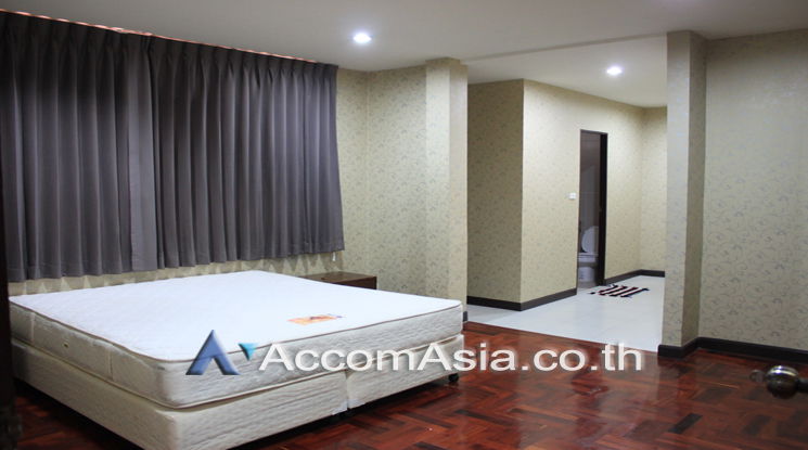 picture 🔼🔽 AccomA 📩 Home Office 4 BR House in  (13000877) - 8/11