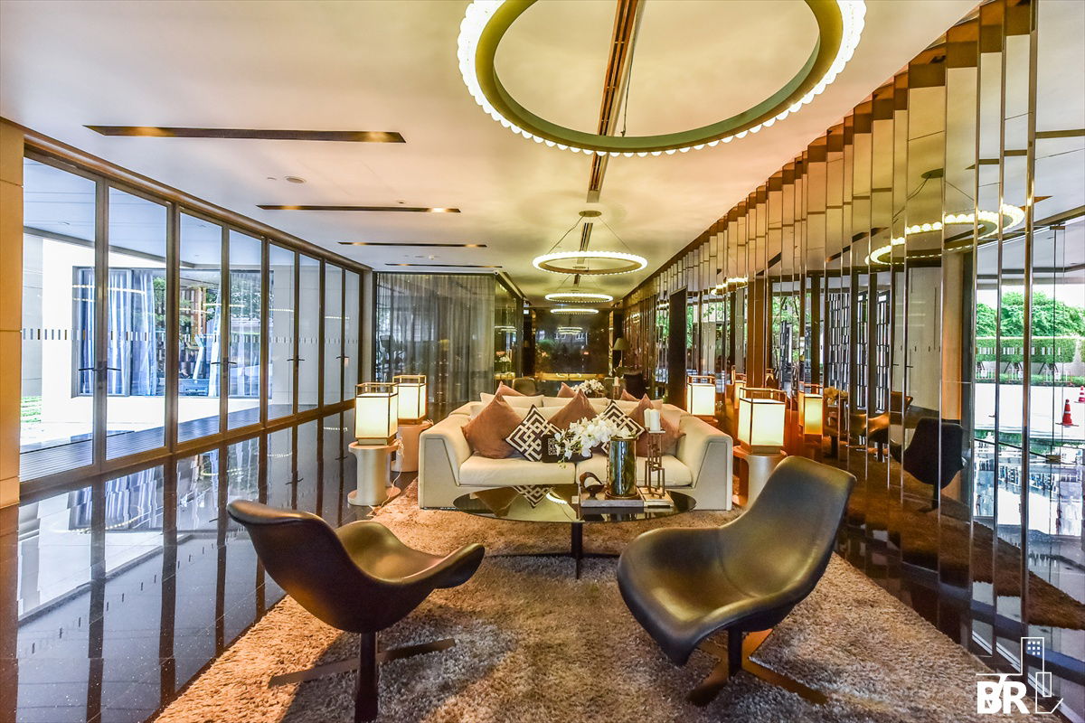 รูป 🔆Nye by Sansiri 🔆, Urban Living Steps from BTS Wongwian Yai - รูปที่ 3/7