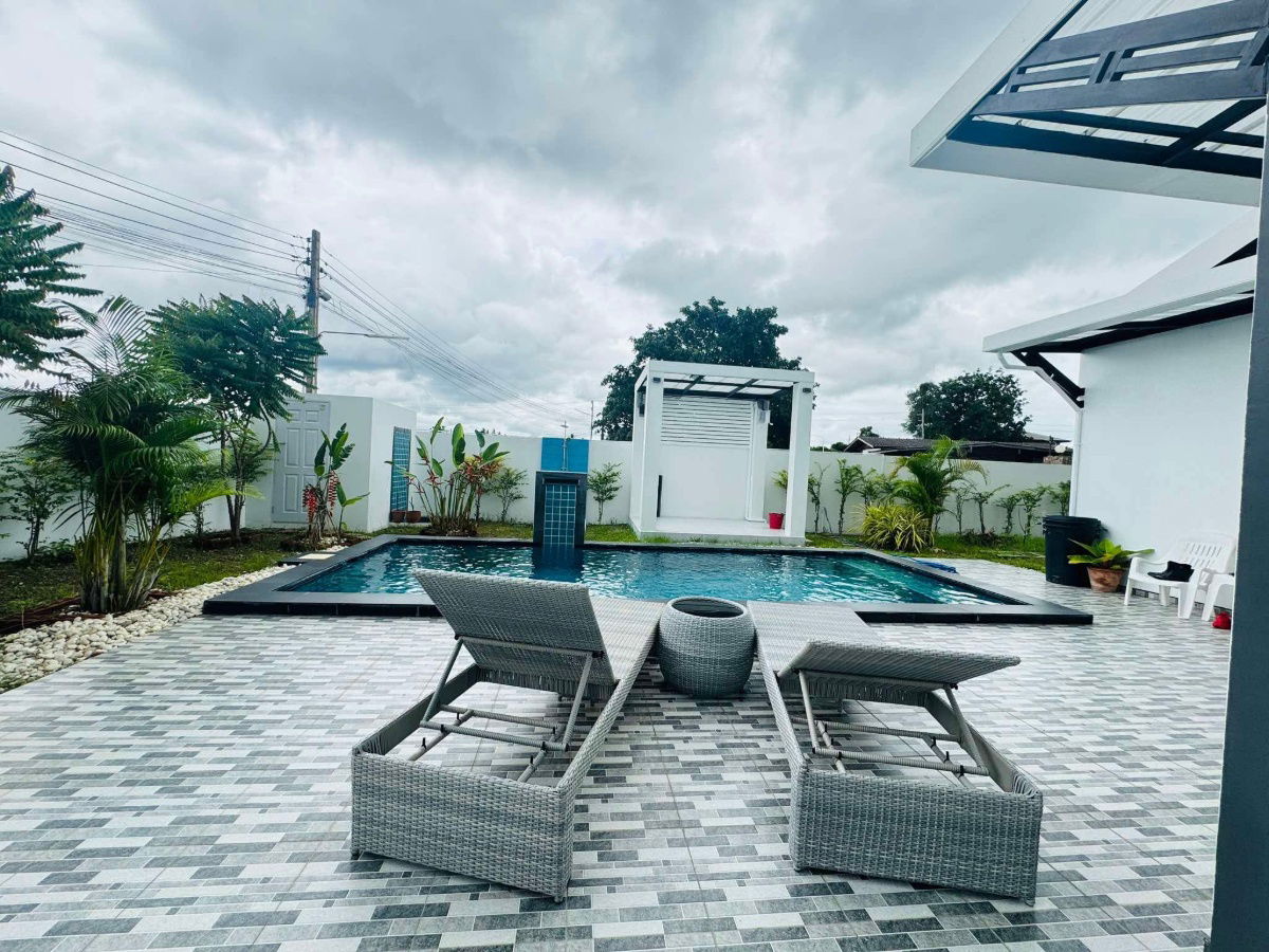picture Ready to move in house, private swimming pool, good atmosphere - 5/18