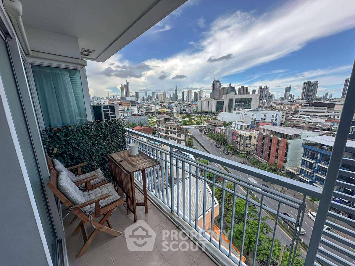 picture 2-BR Condo at The Niche Taksin near BTS Wongwian Yai (ID 2244659) - 8/11