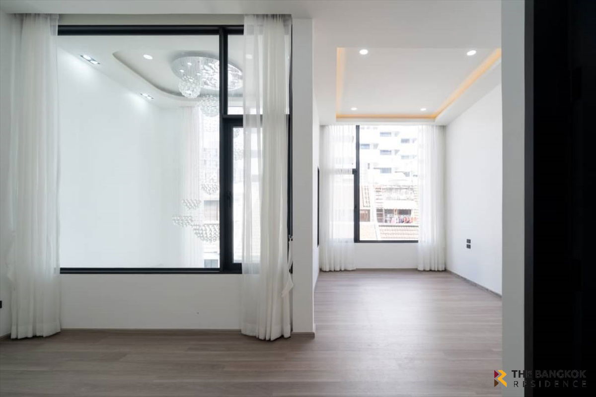 รูป 🩵 Townhouse Sukhumvit 15 🩵 near BTS asoke - รูปที่ 5/16
